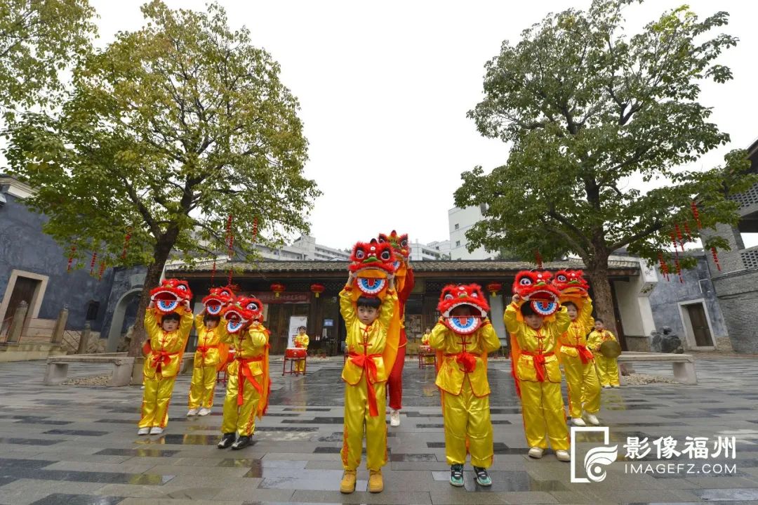 长乐和平街：张灯结彩度佳节，喜庆团圆闹元宵！